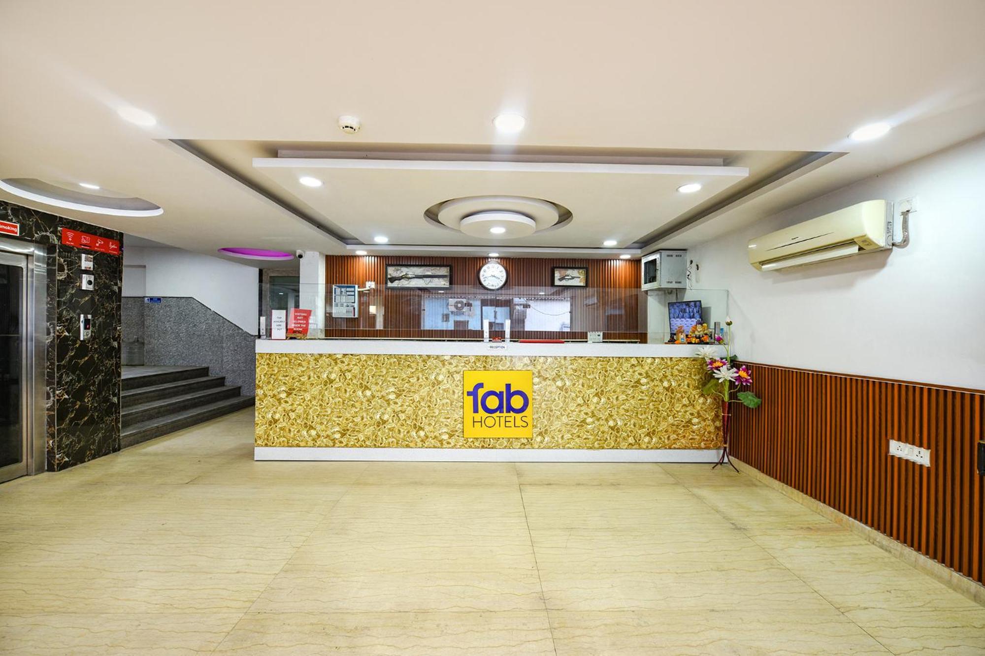 Fabhotel Belwood Near Igi Airport Neu-Delhi Exterior foto